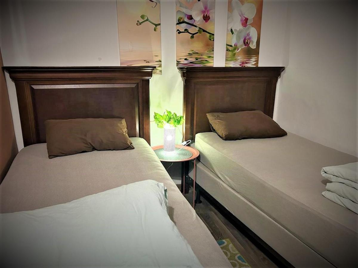 تشيسيناو Bern Hostel المظهر الخارجي الصورة