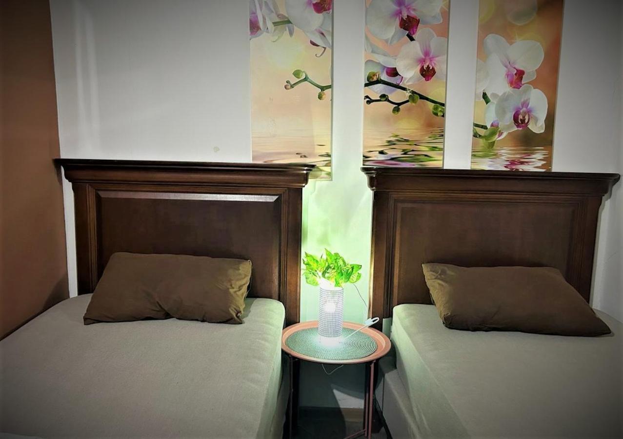 تشيسيناو Bern Hostel المظهر الخارجي الصورة